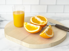 Load image into Gallery viewer, Japanese Aomori Hiba Cutting Board Medium