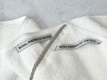 Load image into Gallery viewer, Cabin Towel - White x Mist Gray