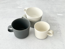 Load image into Gallery viewer, unjour - Cup in Rainy Gray (Dark Gray)