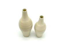 Load image into Gallery viewer, Flower Vase