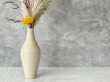 Load image into Gallery viewer, Flower Vase