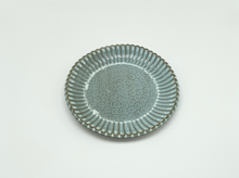 Load image into Gallery viewer, Shodai Ceramic Flower Shaped Plate
