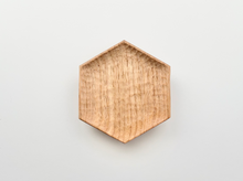 Load image into Gallery viewer, Wooden Bean Dish - Tortoise Shell

