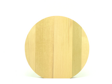 Load image into Gallery viewer, Japanese Aomori Hiba Cutting Board Medium
